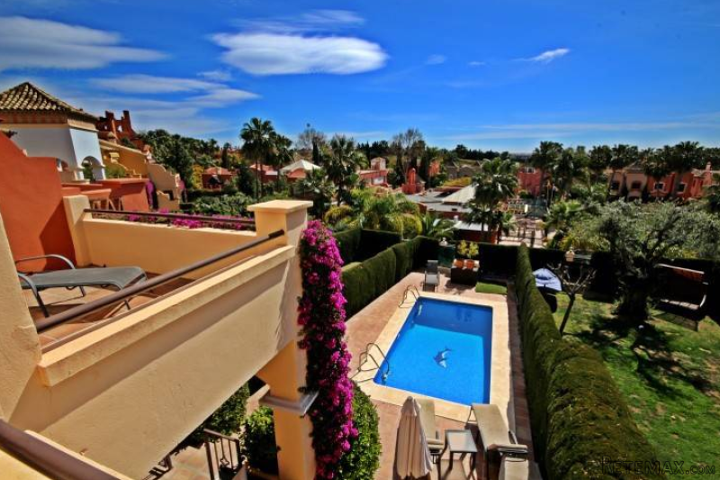 4 bedroom town house for sale - 2