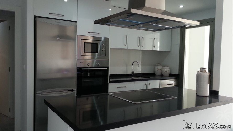 Apartments with 2 and 3 bedrooms are being built in this.. - 4