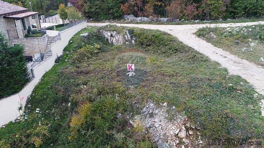 Zemljište sa pogledom na more i građevinskom dozvolom - 2
