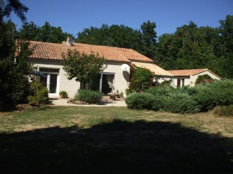 2 Bedroom Villa Set On 10 Hectares With..