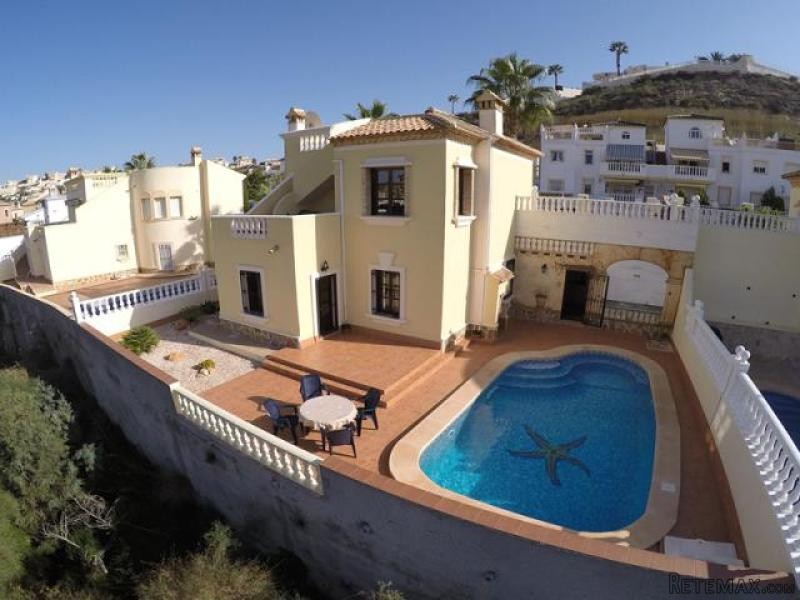 Rojales 3 Beds 2 Baths villa - 2