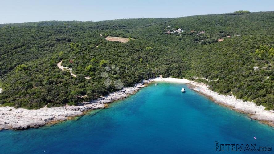 Zemljište na obali mora