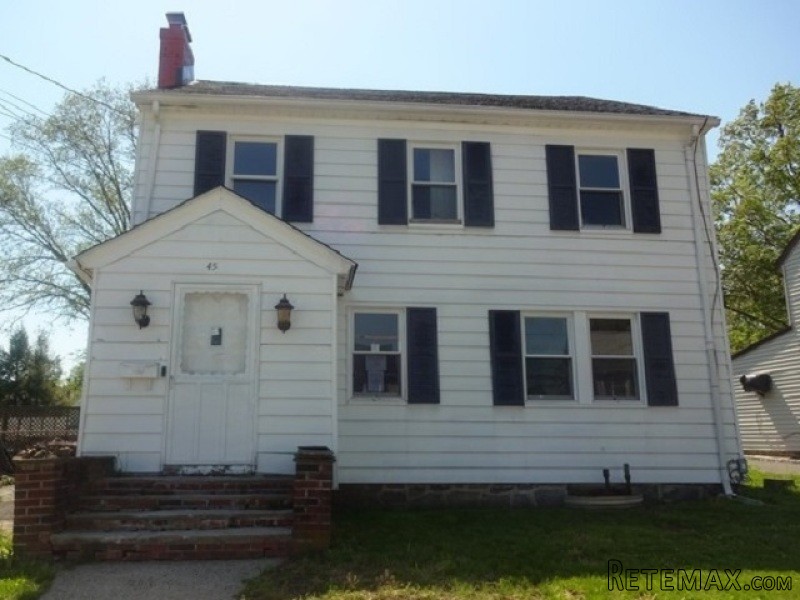 45 Cornell St Bridgeport, CT, 06606..