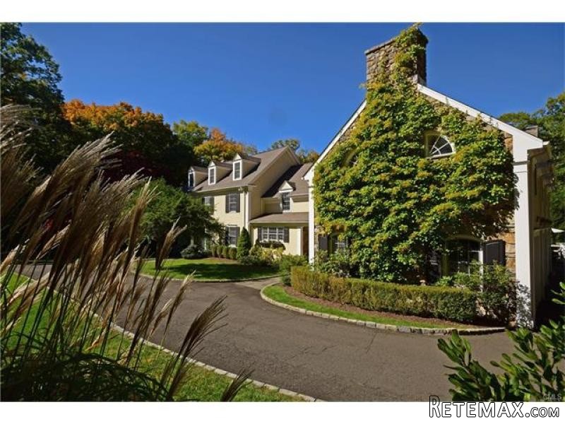 5 bedroom House For Sale: 188 BENEDICT.. - 2
