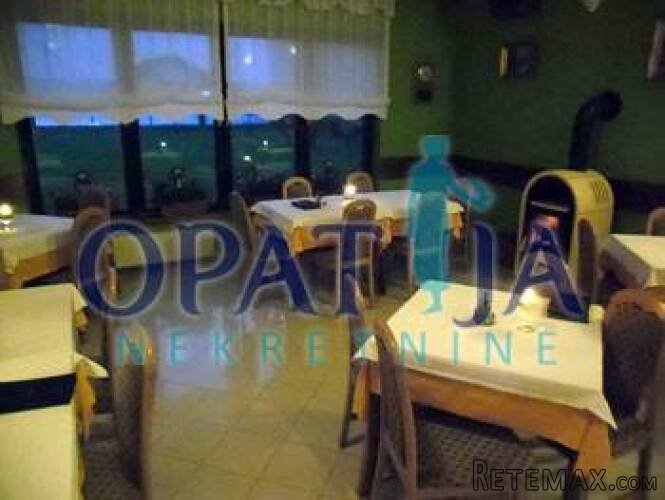 Bedekovčina-okolica: poslovni prostor+ stan u kući - 2