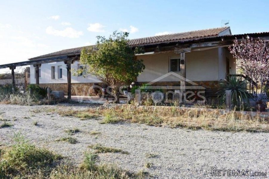 Well maintained, large 180m2 country house with 4 bedrooms.. - 3