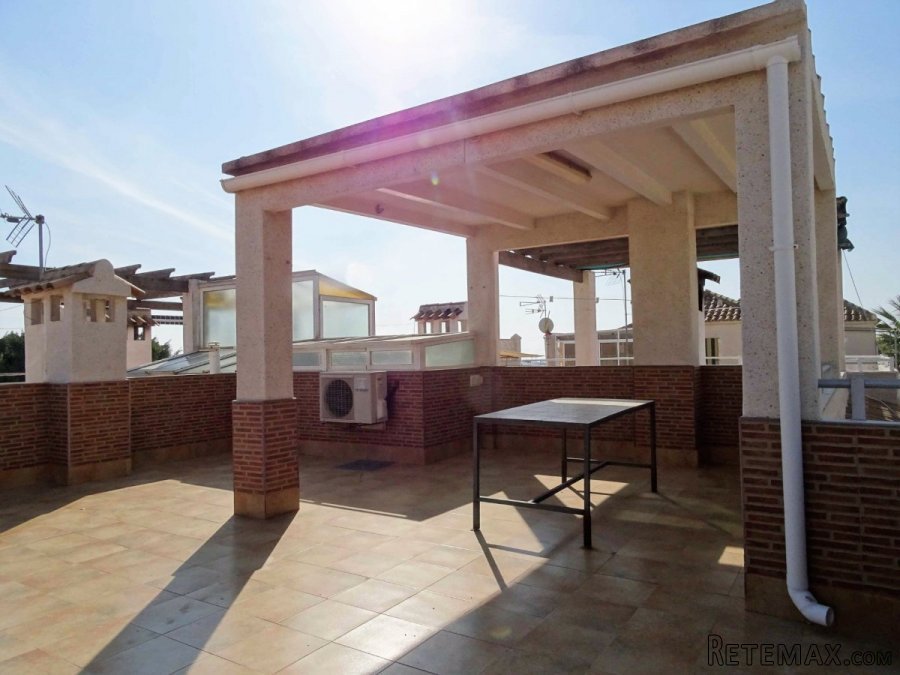 Dormitorios: 2Baños: 1Piscina comunitariaJardín: c.. - 4
