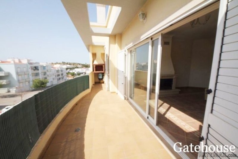 Algarve Lagos 2 Bed Apartment For Sale