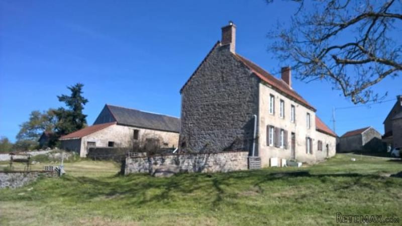 Between GOUZON and BOUSSAC in quiet..