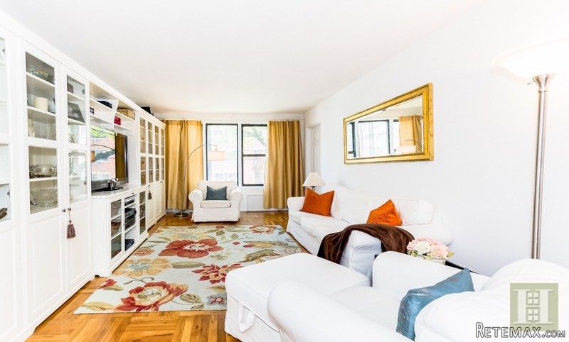 2 bedroom Apartment For Sale: 3235..