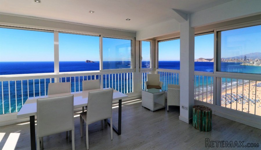 Apartment in Benidorm on the first line of the Levante..