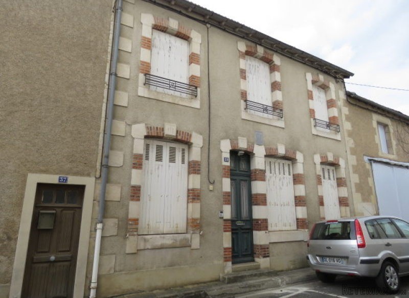 Character house in Montmorillon with..