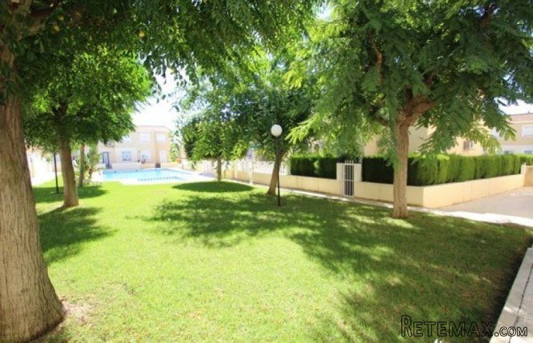 2 Bedroomed Corner Top Floor Apartment within.. - 2