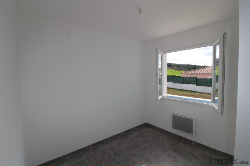 3 Bedroom Modern Villa With Garden.. - 2