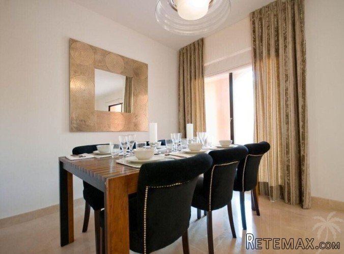 This beautiful duplex property is located in a cozy.. - 2