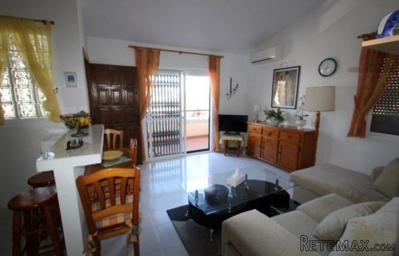 2 Bedroomed Corner Top Floor Apartment within.. - 3