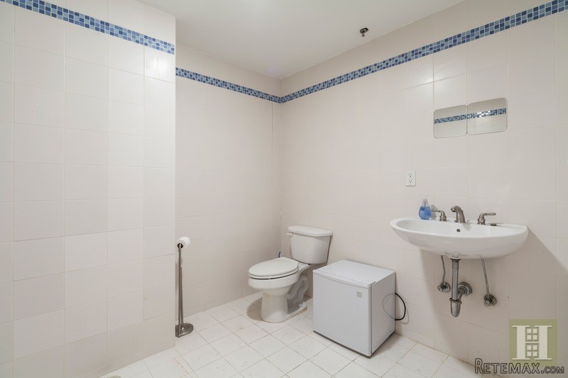 Apartment For Sale: 231 NORMAN AVE.. - 2
