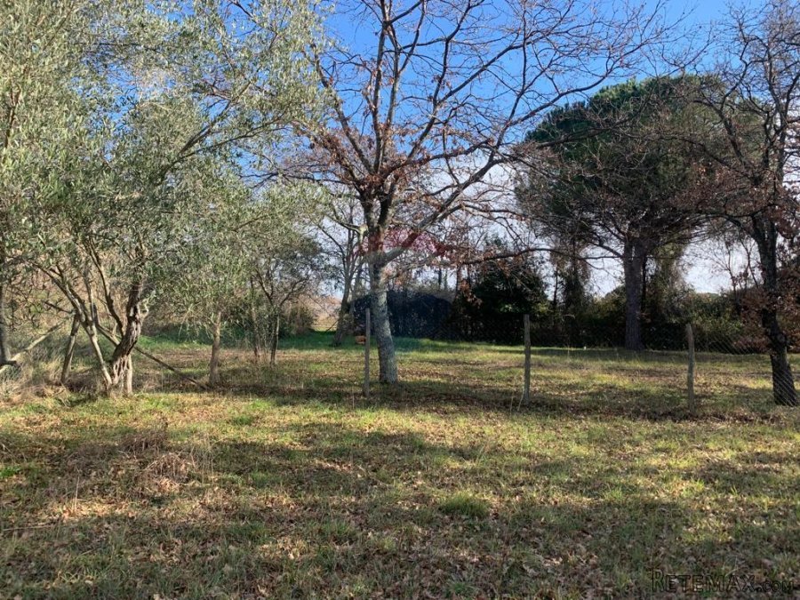 Istra, Poreč, građevinsko zemljište od 1050 m2 na atraktivno - 3