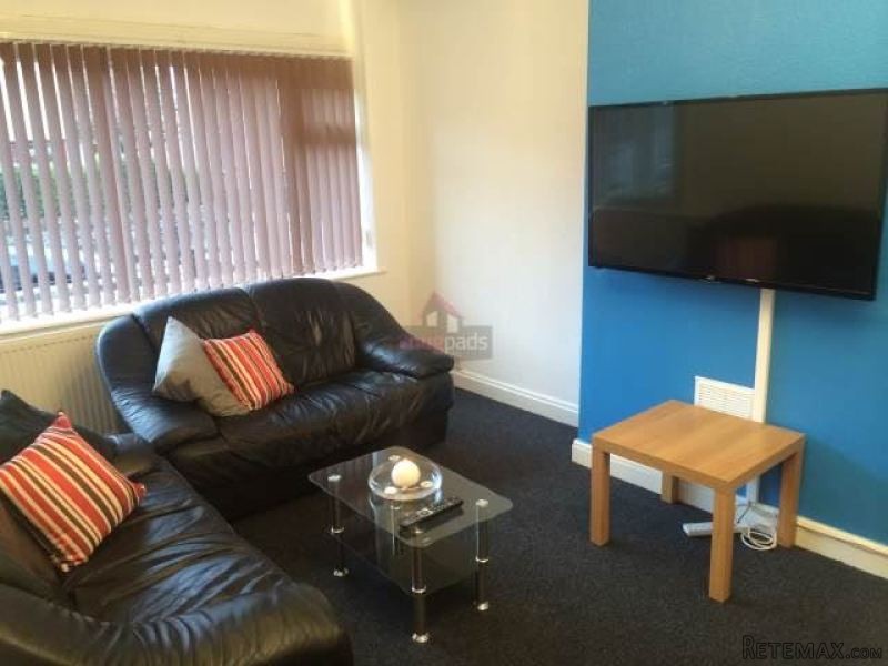 Ashcroft Avenue, Salford - 2