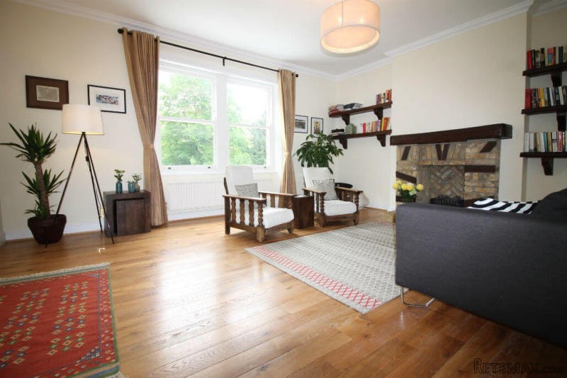 13b Aberdare Gardens
