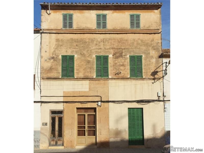 House For Sale In Campos
