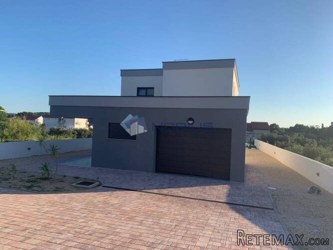 Rab, Banjol, moderna luksuzna kuća s bazenom, 250,00 m2 - 5
