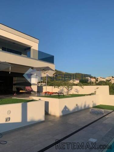 Rab, Banjol, moderna luksuzna kuća s bazenom, 250,00 m2 - 7