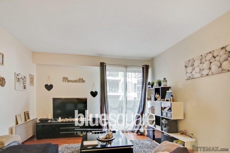 BEAUTIFUL 2 BEDROOM APARTMENT IN NICE..
