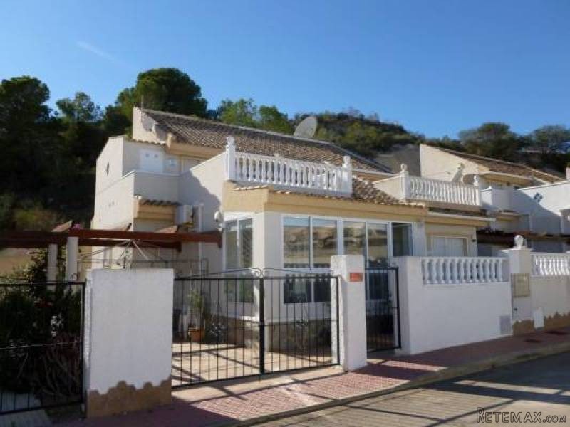 2 Bedroom 2 Bathroom Villa In Ciudad..