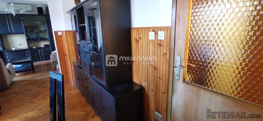 Podhum, kuća od 200m2 s 2 garaže i velikom okućnicom - 5
