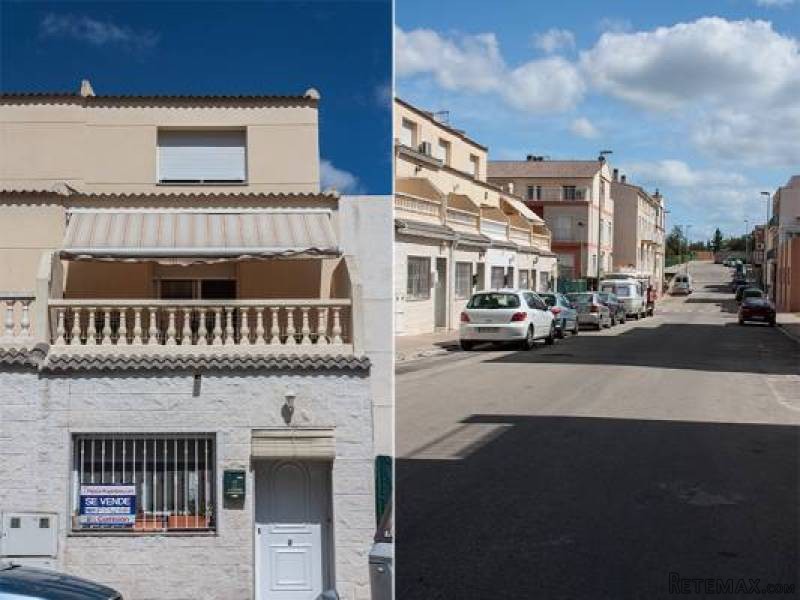 3 Bedroom 2 Bathroom Townhouse In.. - 2