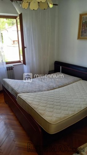 Podhum, kuća od 200m2 s 2 garaže i velikom okućnicom - 7