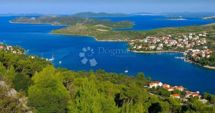 GREBAŠTICA, građevinsko zemljište za turističku namjenu