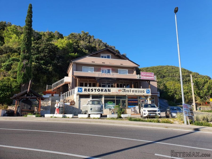 Rab, Supetarska Draga, kuća s restoranom na odličnoj pozicij