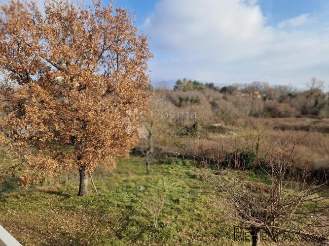 GRAĐEVINSKO ZEMLJIŠTE NADOMAK GRADA LABINA, MIRNA LOKACIJA