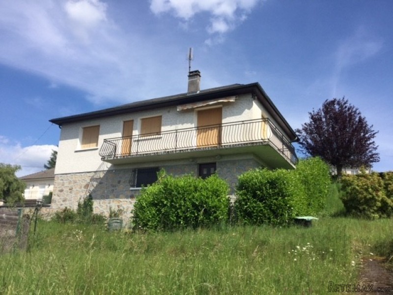Lovely Traditional Detached Property