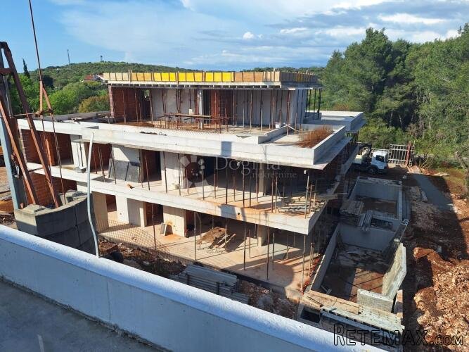 Stan s krovnom terasom blizu plaže – Rovinj, novogradnja - 2
