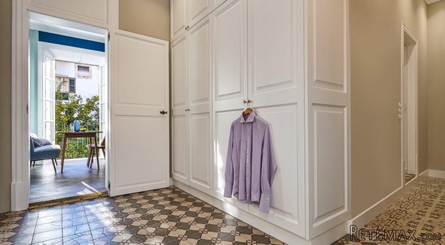 Enjoy this sophisticated apartment in Calatrava, best..