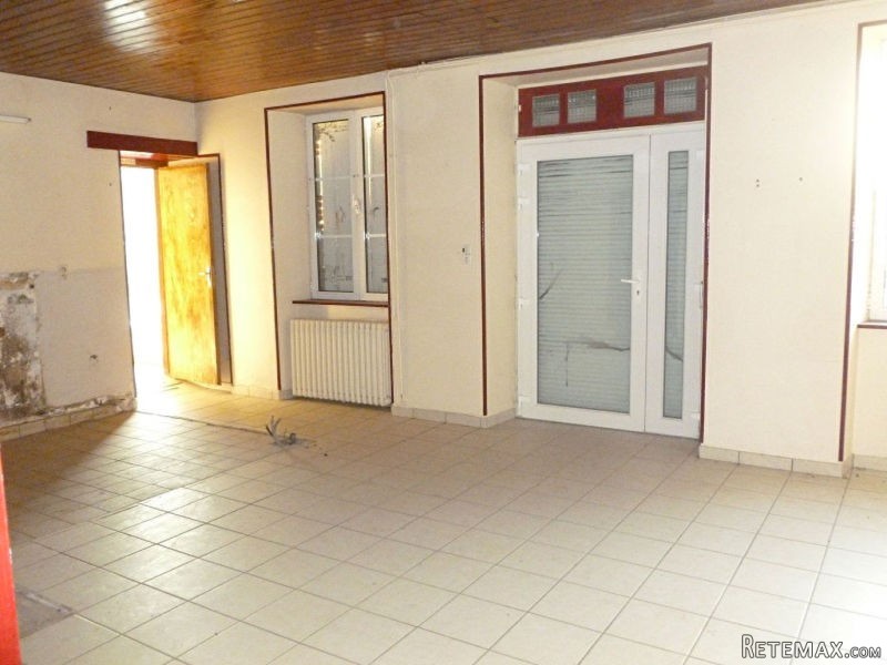 House with Workshop and Garage - 2