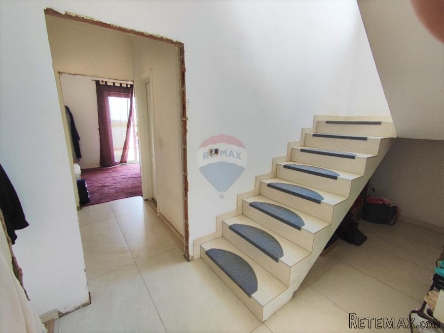Rovinj-7km,novogradnja sa 2 stana na 965m2 okućnice - 9
