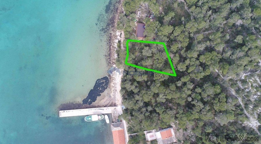 Zadar, Pakoštane, o. Vrgada, 550m2 uz more
