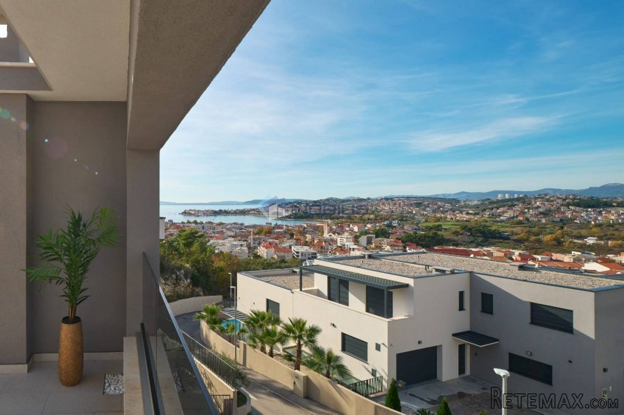 Split, Strožanac, luksuzna vila 510 m2, lift, bazen (+PDV) - 6