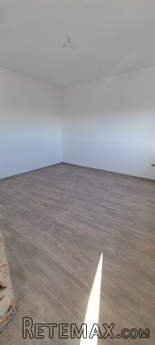 Na prodaju kuca u centru Vranica - 12
