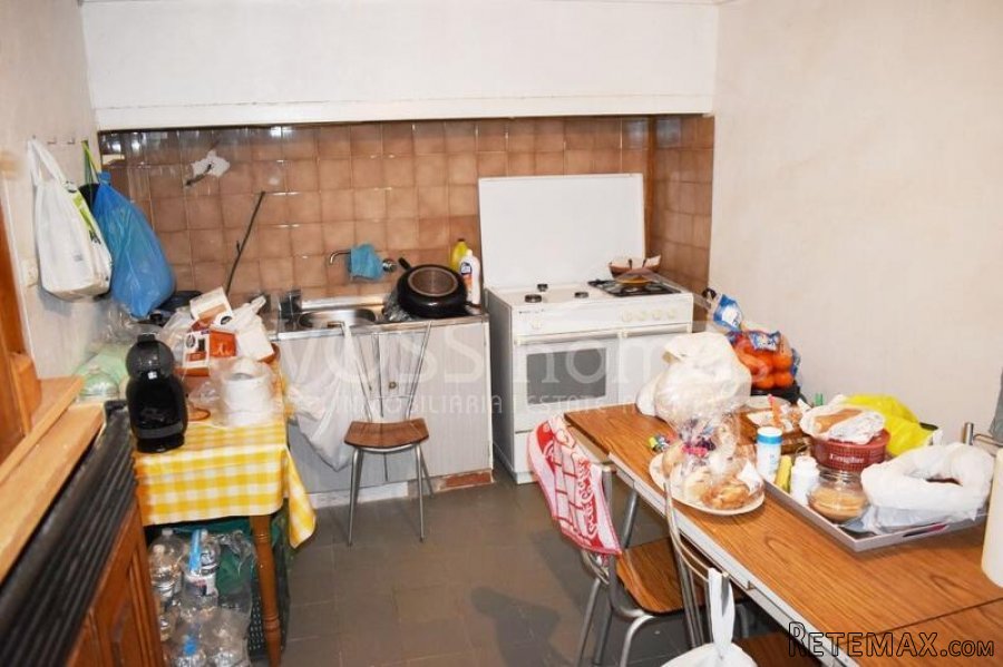 NEW LISTING - Habitable Country House to renovate of 248m2.. - 13