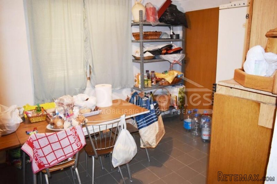 NEW LISTING - Habitable Country House to renovate of 248m2.. - 15