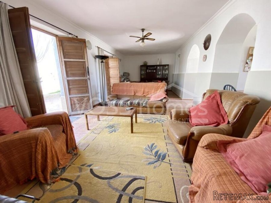 NEW & EXCLUSIVE TO VOSS HOMES - A large 174m2, deceptivey.. - 19