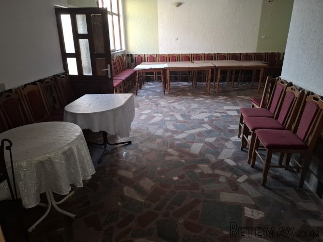 Prodajem kucu u Temerinu sa lokalom i 3 zasebna stana - 21