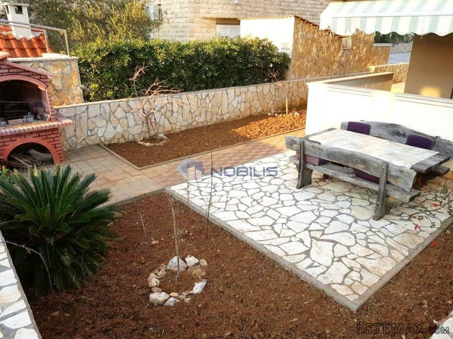 Pag (Novalja), 3-sob apartman, 47m2 + 10m2 terasa + 74m2 vrt - 2