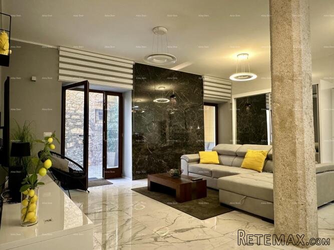 Prelijepa kuća s tri etažirana apartmana u staroj jezgri g.. - 3