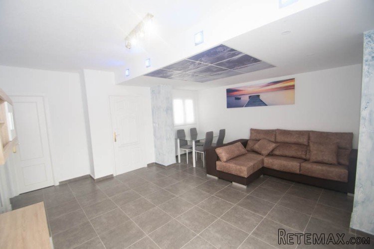 2 Bedroomed Renovated South Facing Ground Floor Bungalow in.. - 2